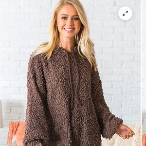 Umgee brown oversized hooded sweater with pockets size large